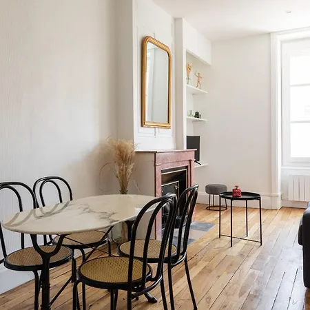 Dify Enjoy - Part Dieu Apartment